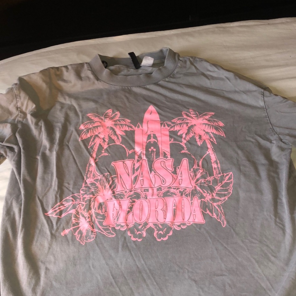 H&M t shirt